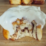 No-Yeast Vanilla Cinnamon Sticky Rolls (in about an hour!)
