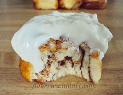 No-Yeast Vanilla Cinnamon Sticky Rolls (in about an hour!)