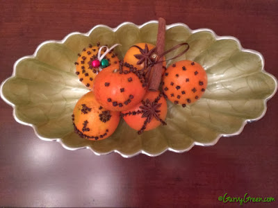 http://gurvygreen.com/2013/11/19/easy-to-make-orange-clove-pomanders/