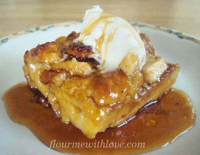 https://www.flourmewithlove.com/2013/09/caramel-apple-bread-pudding.html