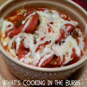 http://whatscookingintheburbs.blogspot.com/2014/11/slow-cooker-pizza-chili.html?m=1