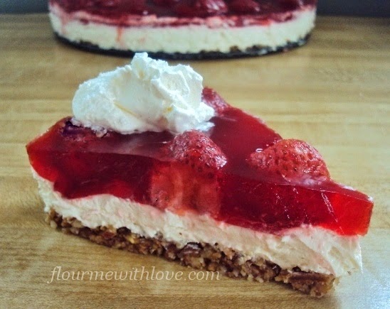 https://www.flourmewithlove.com/2014/01/sugar-free-strawberry-pretzel-dessert.html