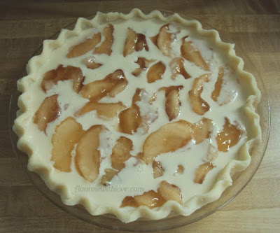 Apple Cream Pie with Walnuts Recipe