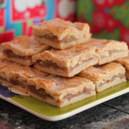 Easy Apple Pie Bars made with Cornflake Crumbs!