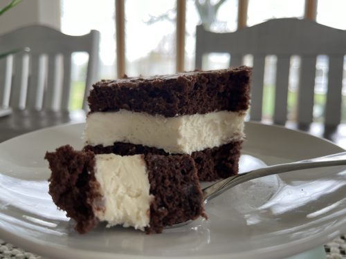 Gob (Whoopie pie) Cake with Ermine icing