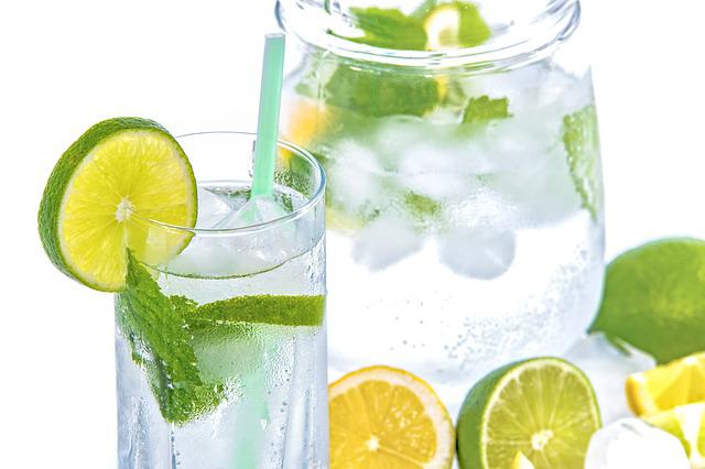 Homemade Cold Drinks To Get You Through This Heat 