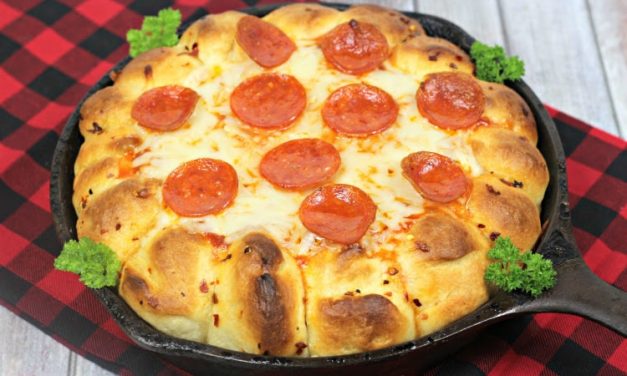 Featuring You ~ Garlic Bread Pizza Dip