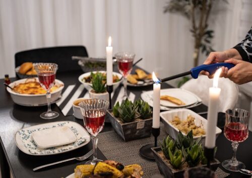 How To Successfully Entertain Guests At Your Home